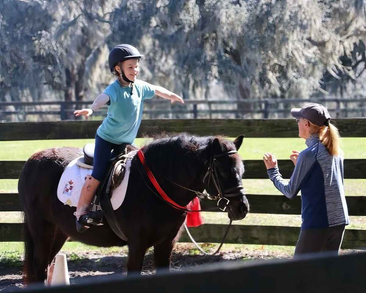 A riding lesson at Bobbin Hollow